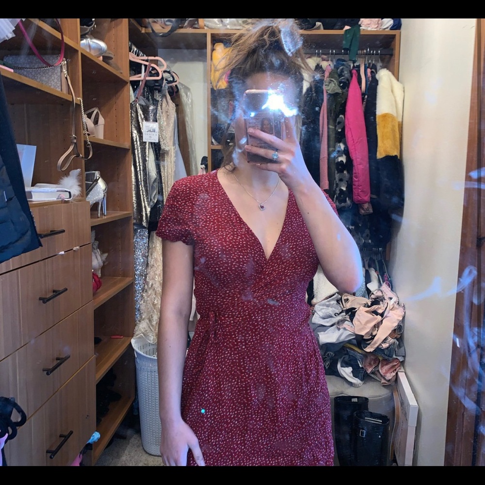 Brandy Melville Robbie dress